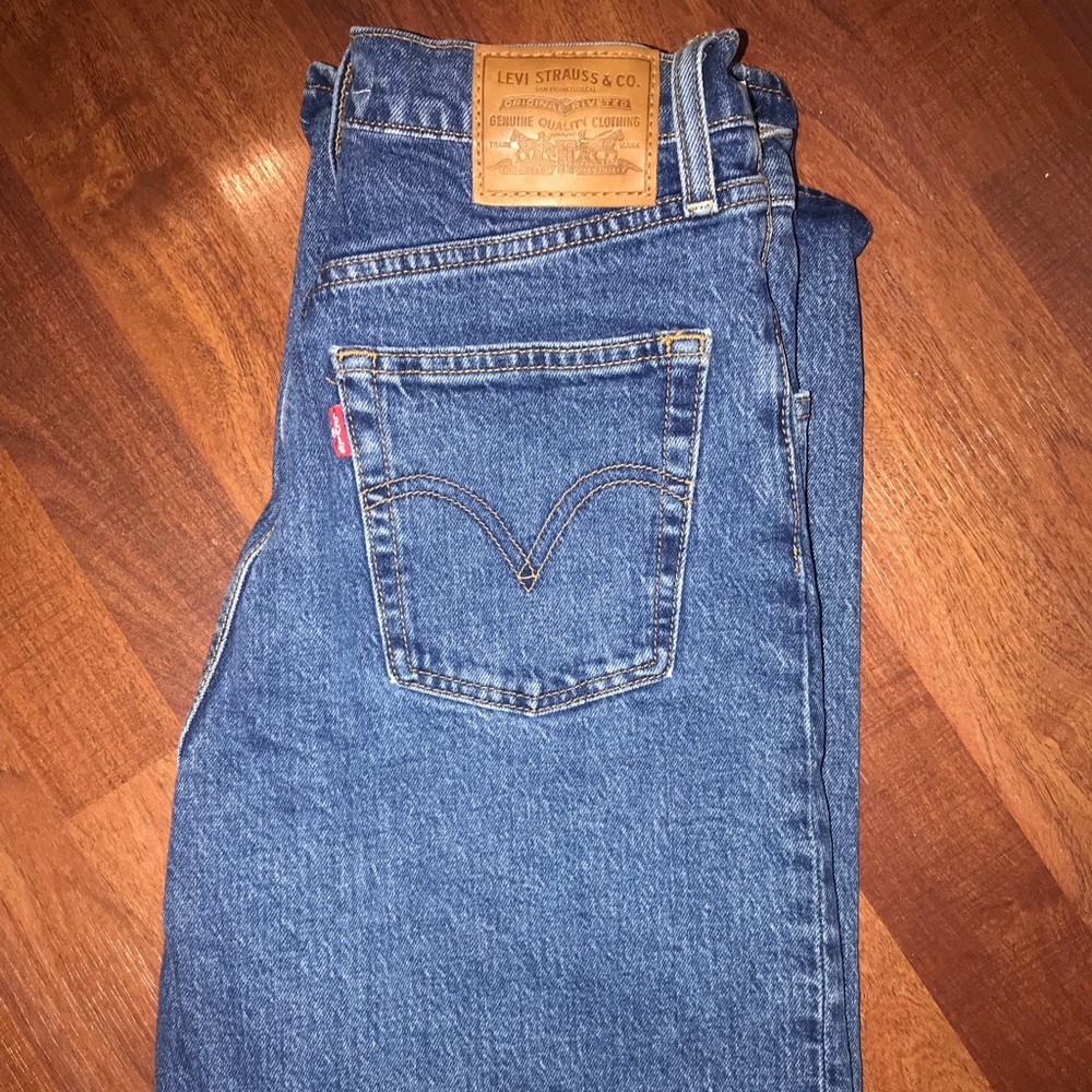 Levi Rib Cage Straight Jeans
